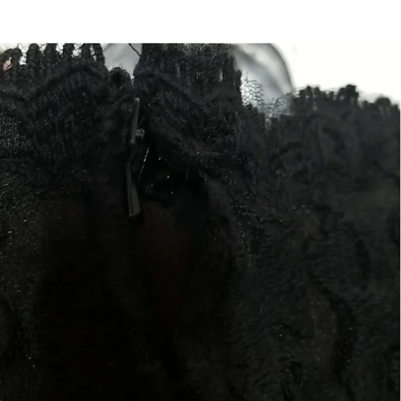 TADASHI SHOJI| Ariana Black Lace Jumpsuit - Picture 4 of 6